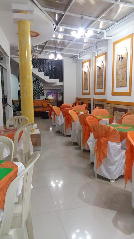 Hostal Corona Blanca Sucre Exterior foto